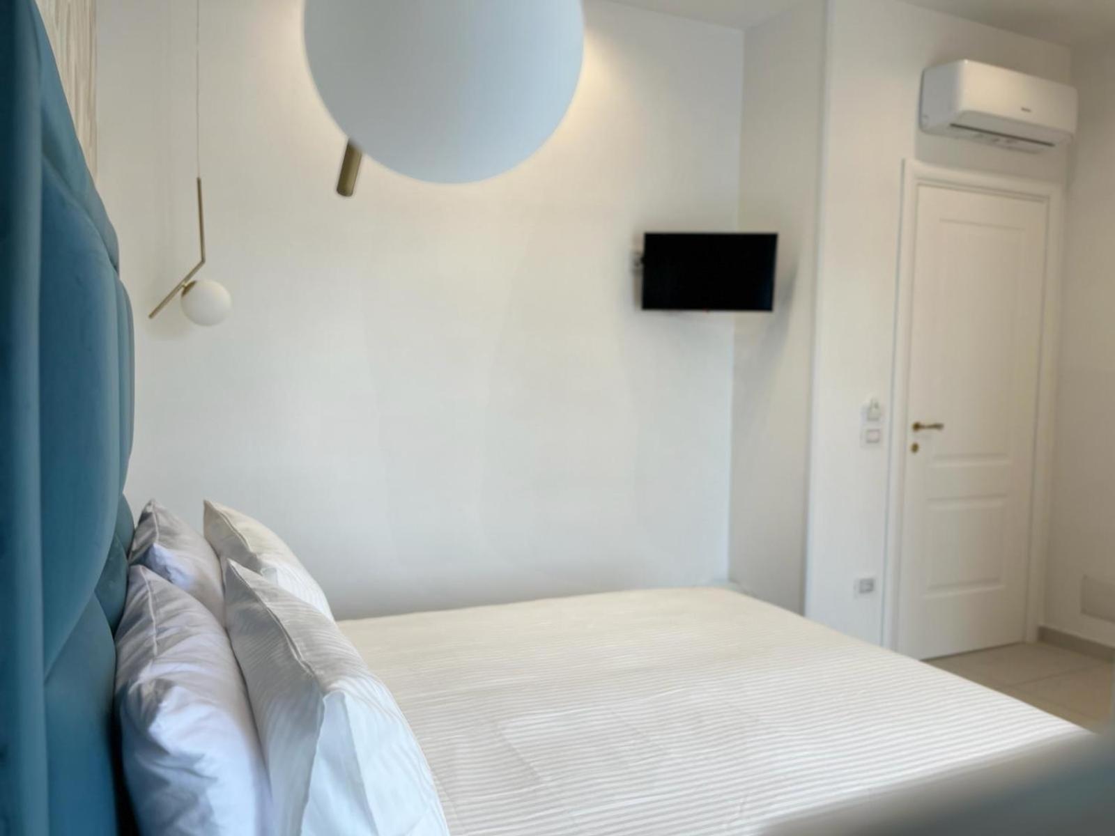 Hotel Luxury Masaniello à Naples Extérieur photo