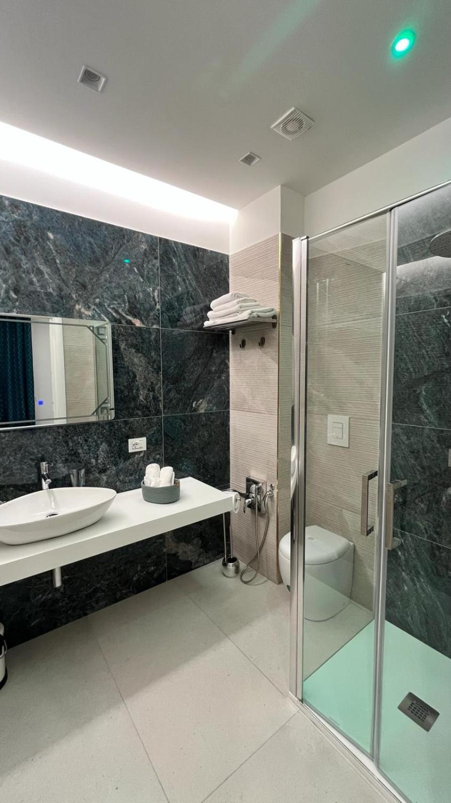 Hotel Luxury Masaniello à Naples Extérieur photo